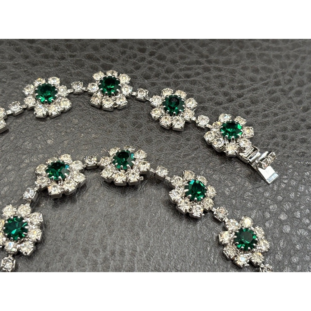 Vintage Green Crystal Rhinestone Flower Cluster Choker Necklace Silver Tone 17" - Picture 9 of 16